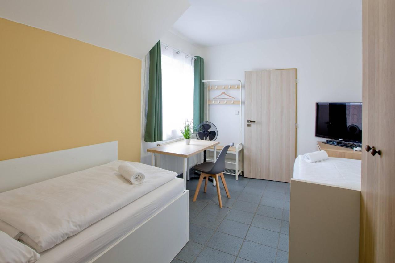 Sindlovska Krcma Hotel Чешка Будьовица Екстериор снимка