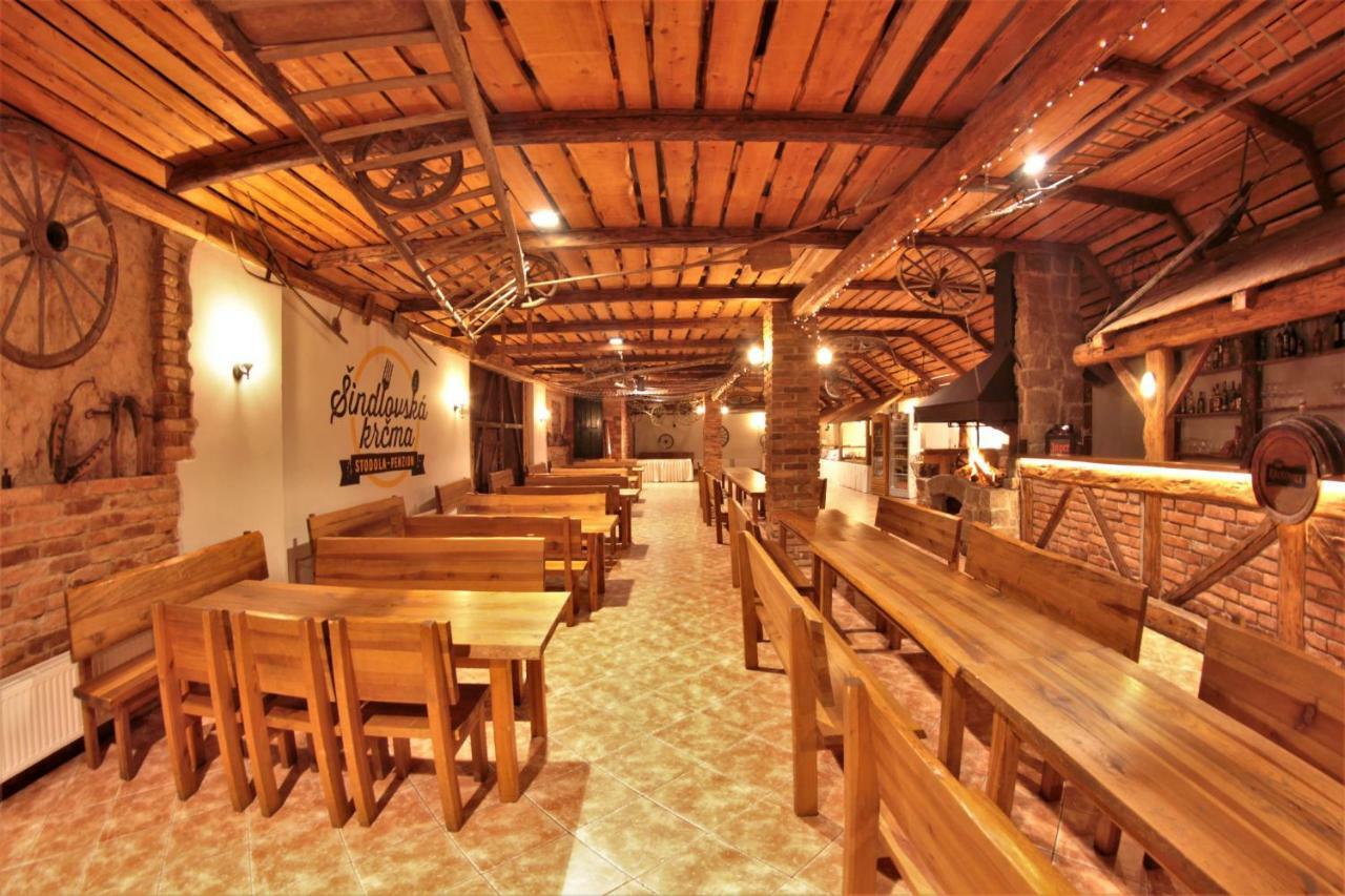 Sindlovska Krcma Hotel Чешка Будьовица Екстериор снимка